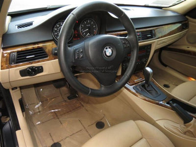 2006 BMW 330  i
