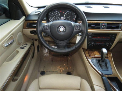2006 BMW 330  i