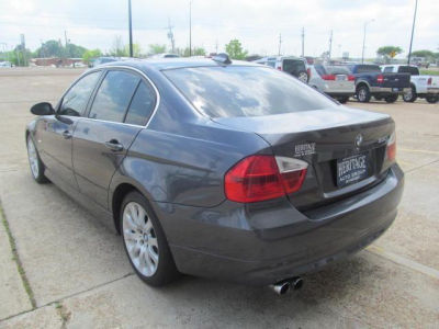 2006 BMW 330  i