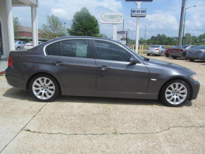 2006 BMW 330  i