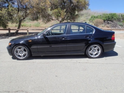 2005 BMW 330  i