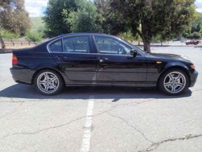 2005 BMW 330  i