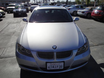 2006 BMW 330  i