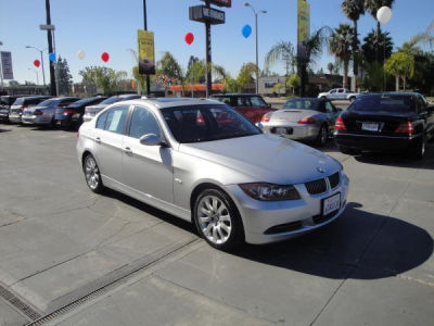 2006 BMW 330  i