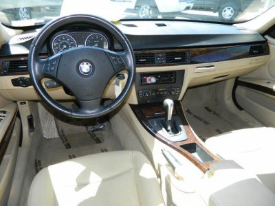 2006 BMW 330 i