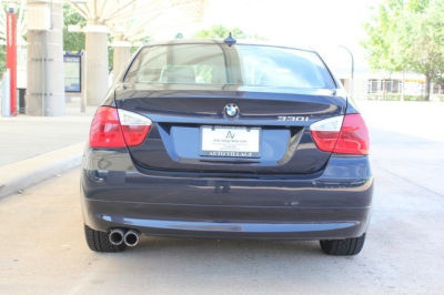 2006 BMW 330  i