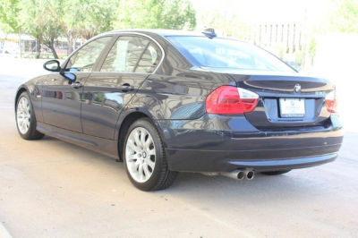 2006 BMW 330  i