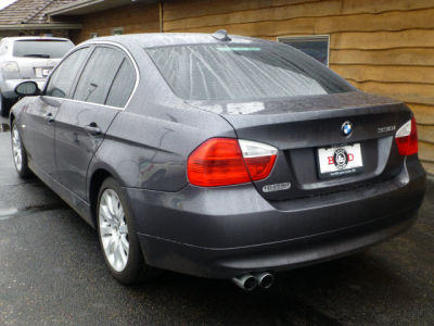 2006 BMW 330 i