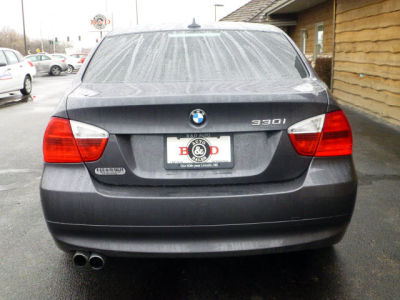 2006 BMW 330 i