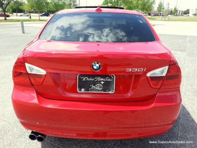 2006 BMW 330  i