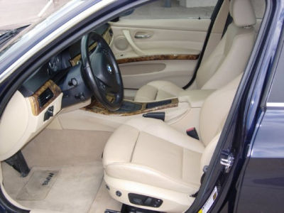 2006 BMW 330  i