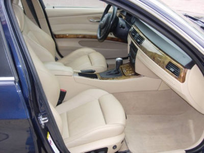 2006 BMW 330  i