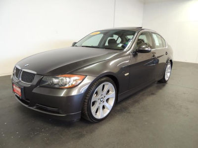 2006 BMW 330  i