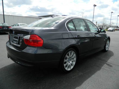 2006 BMW 330  xi
