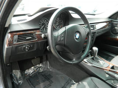 2006 BMW 330  xi