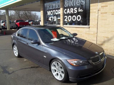 2006 BMW 330  i