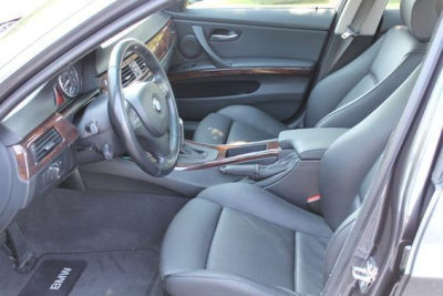 2006 BMW 330  i