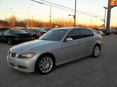 2006 BMW 330  i