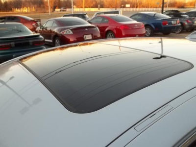 2006 BMW 330  i