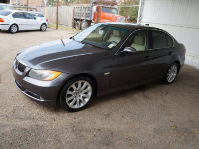 2006 BMW 330  i