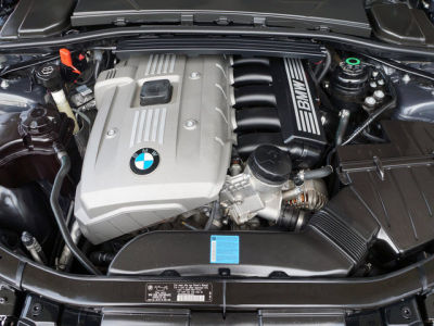 2006 BMW 330  i