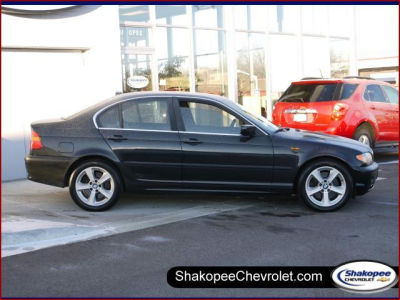 2004 BMW 330  xi