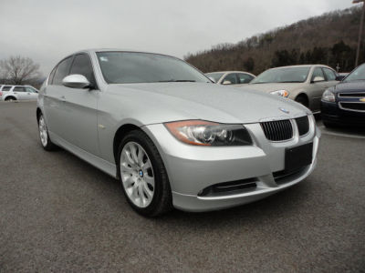 2006 BMW 330  i