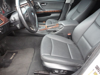 2006 BMW 330  i