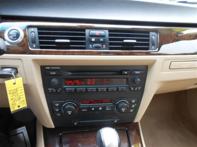 2006 BMW 330  i