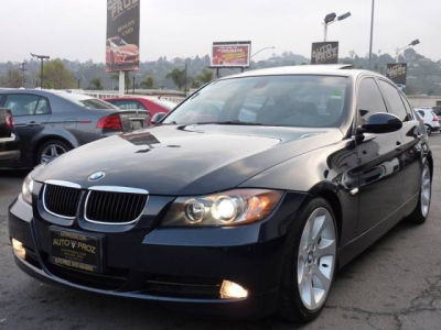 2006 BMW 330  i