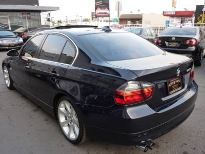 2006 BMW 330  i