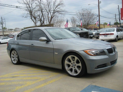 2006 BMW 330  i