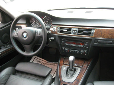 2006 BMW 330  i