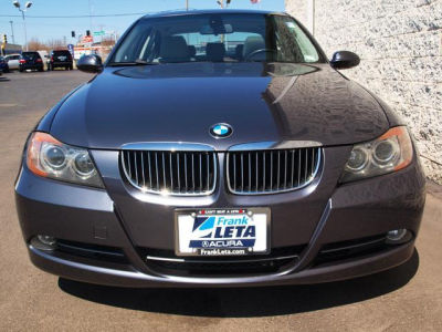 2006 BMW 330  i