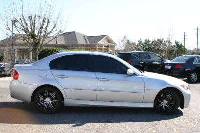 2006 BMW 330  xi