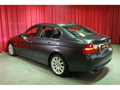 2006 BMW 330 i