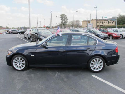 2006 BMW 330  i