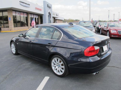 2006 BMW 330  i
