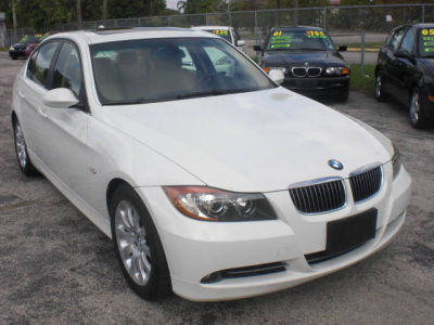 2006 BMW 330  i