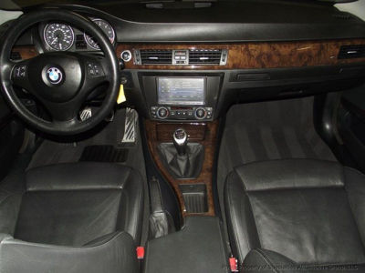 2006 BMW 330 i