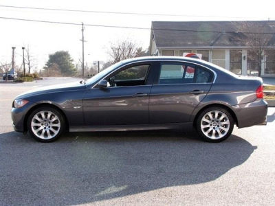 2006 BMW 330  i