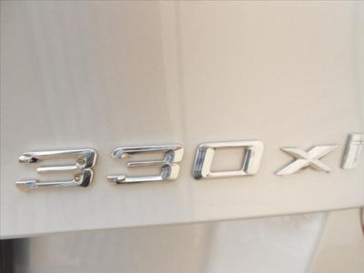 2006 BMW 330  xi