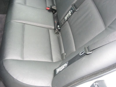 2005 BMW 330 i