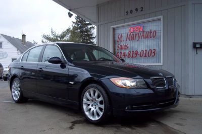 2006 BMW 330  i