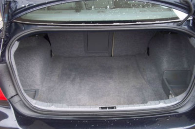 2006 BMW 330  i