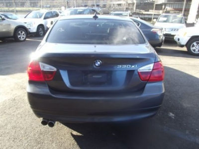 2006 BMW 330  xi