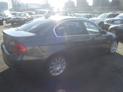 2006 BMW 330  xi