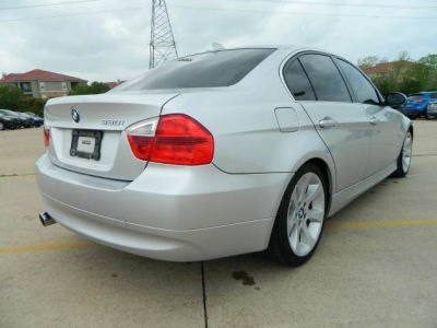 2006 BMW 330 i