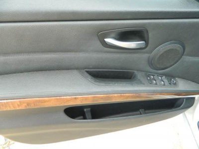 2006 BMW 330 i