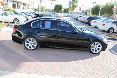 2006 BMW 330 i